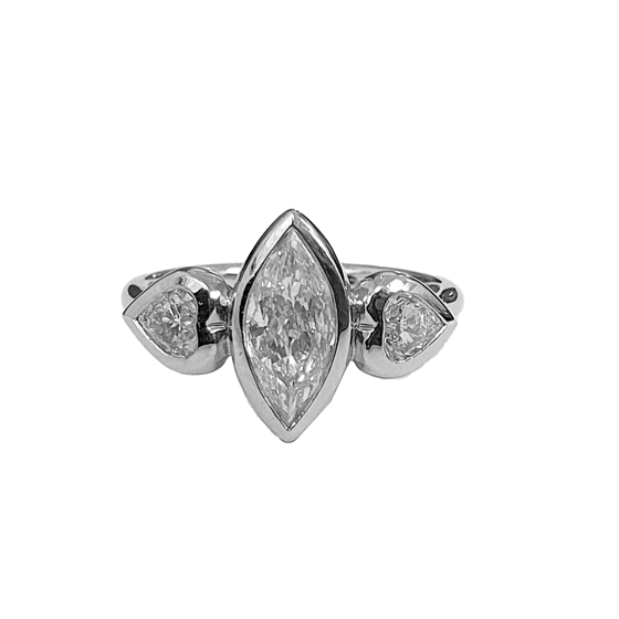 1.07ct SI1/F Marquise and Heart Cut Diamond 3 Stone Ring