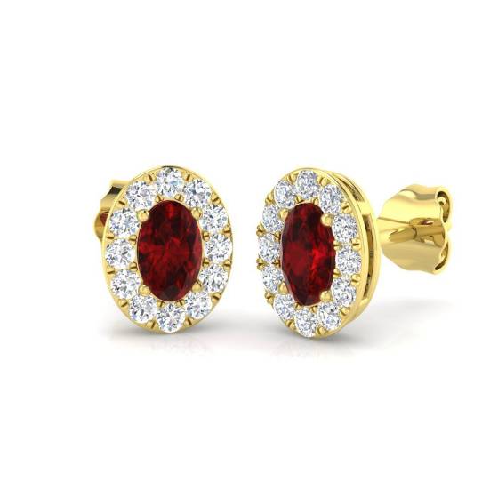 1.05ct SI2/G Oval cut Ruby Gemstone Earrings in 18k Yellow Gold