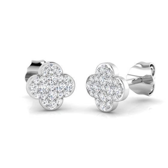 0.18ct SI2/G Round cut Diamond Cluster Earrings in 9k White Gold