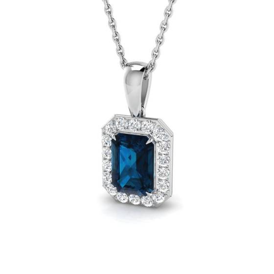 1.35ct SI2/G Emerald cut Blue Topaz Gemstone Pendant in 18k White Gold