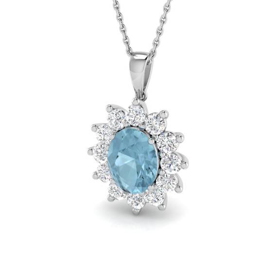 2.65ct SI2/G Oval cut Aquamarine Gemstone Pendant in 18k White Gold