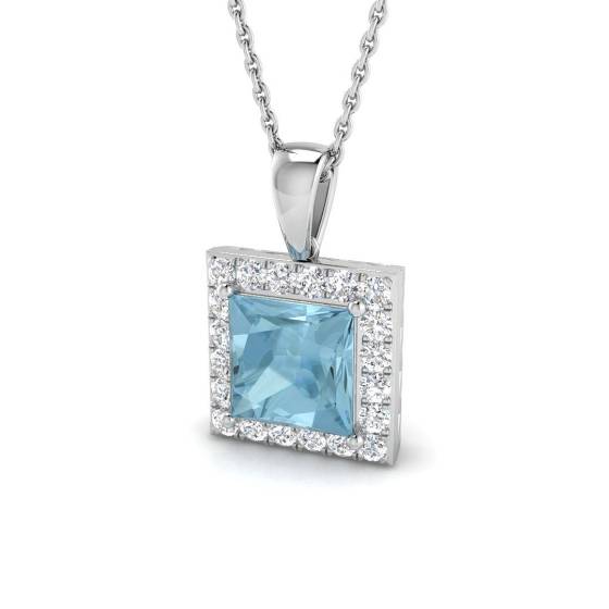 1.69ct SI2/G Princess cut Aquamarine Gemstone Pendant in 18k White Gold