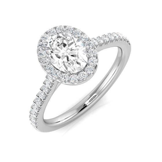 0.92ct SI1/G Oval cut Diamond Halo Ring in Platinum