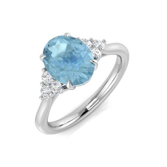 1.81ct SI2/G Oval cut Aquamarine Gemstone Ring in Platinum