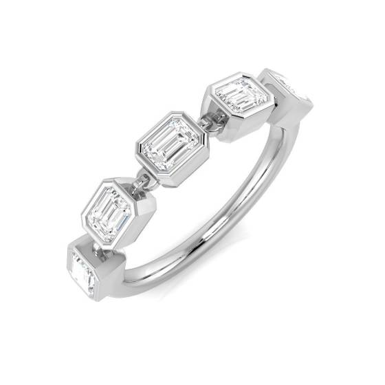 0.88ct SI2/G Emerald cut Diamond 5 Stone Ring in Platinum