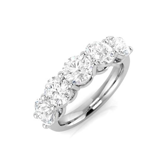 3.20ct I1/G Round cut Diamond 5 Stone Ring in Platinum