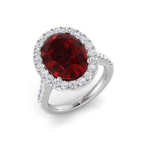 5.70ct SI2/G Oval cut Ruby Gemstone Ring in Platinum