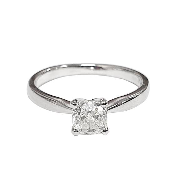 0.90ct VS2/G Cushion Solitaire Engagement Ring