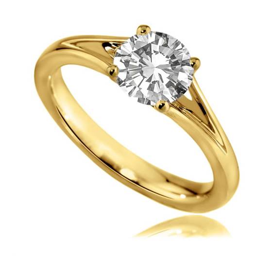 0.70ct VVS2/F Round Diamond Engagement Ring