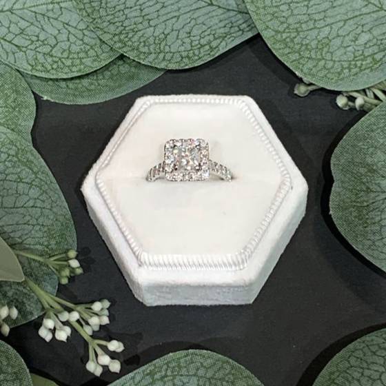 1.50ct SI1/G Princess Diamond Halo Ring