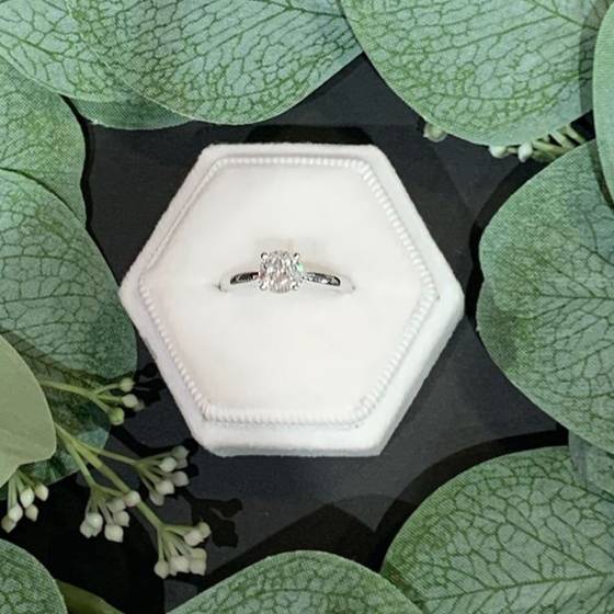 1.06ct I1/F-G Round Solitaire Diamond Ring