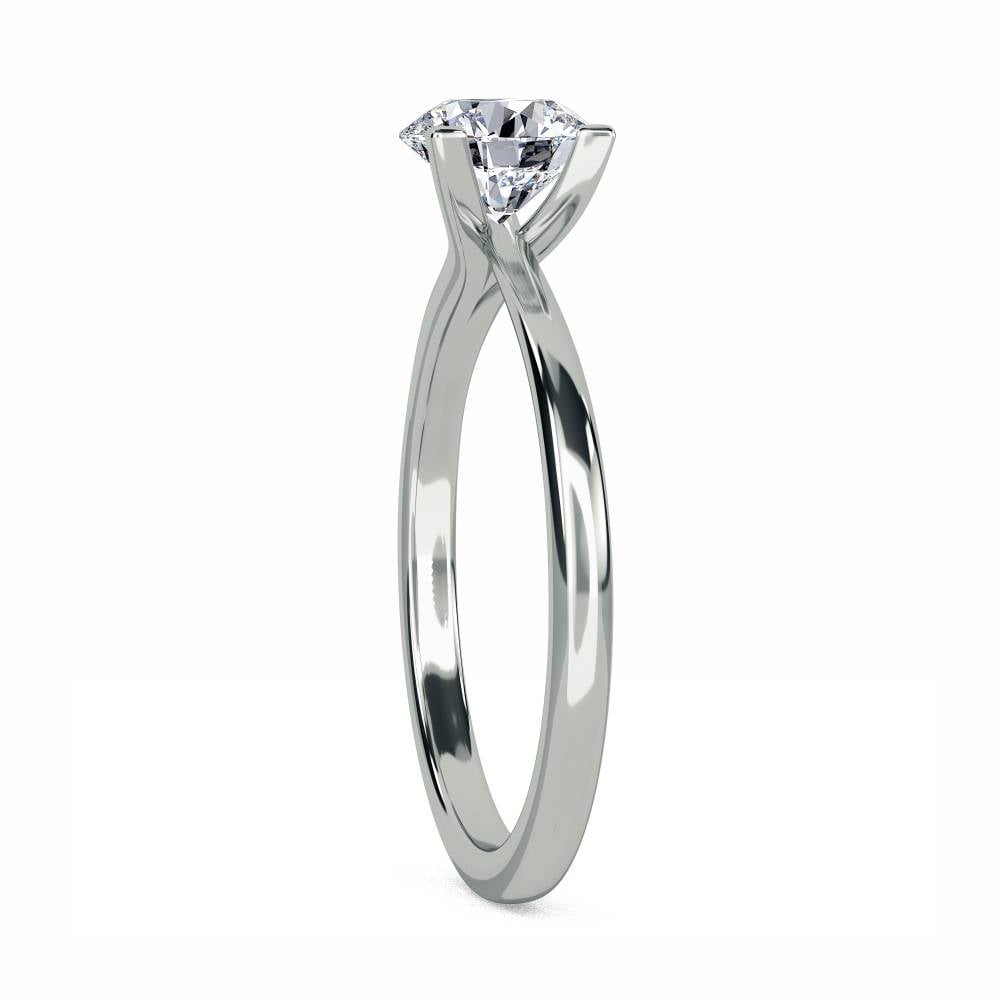 Round Diamond Engagement Ring W