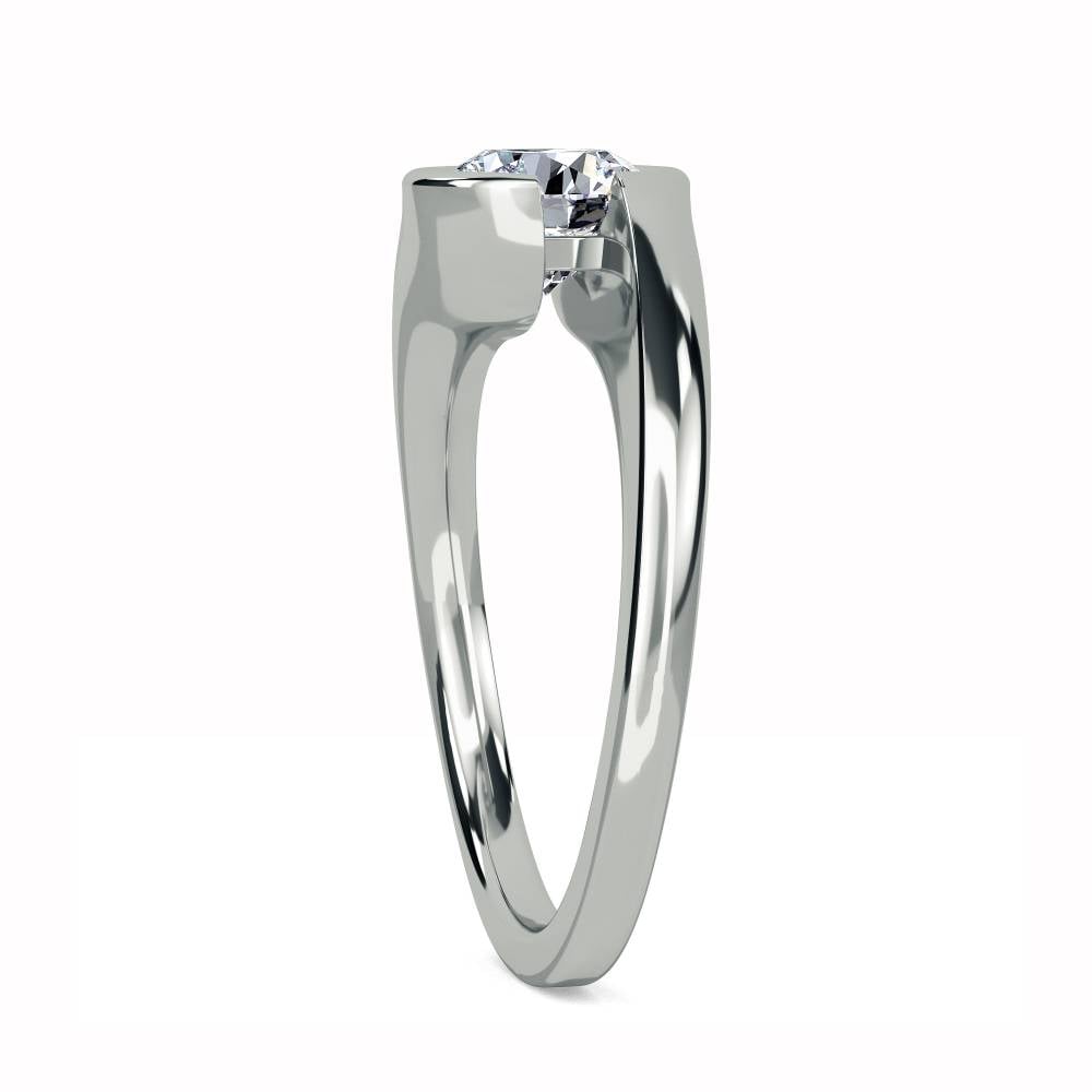 Round Diamond Engagement Ring W