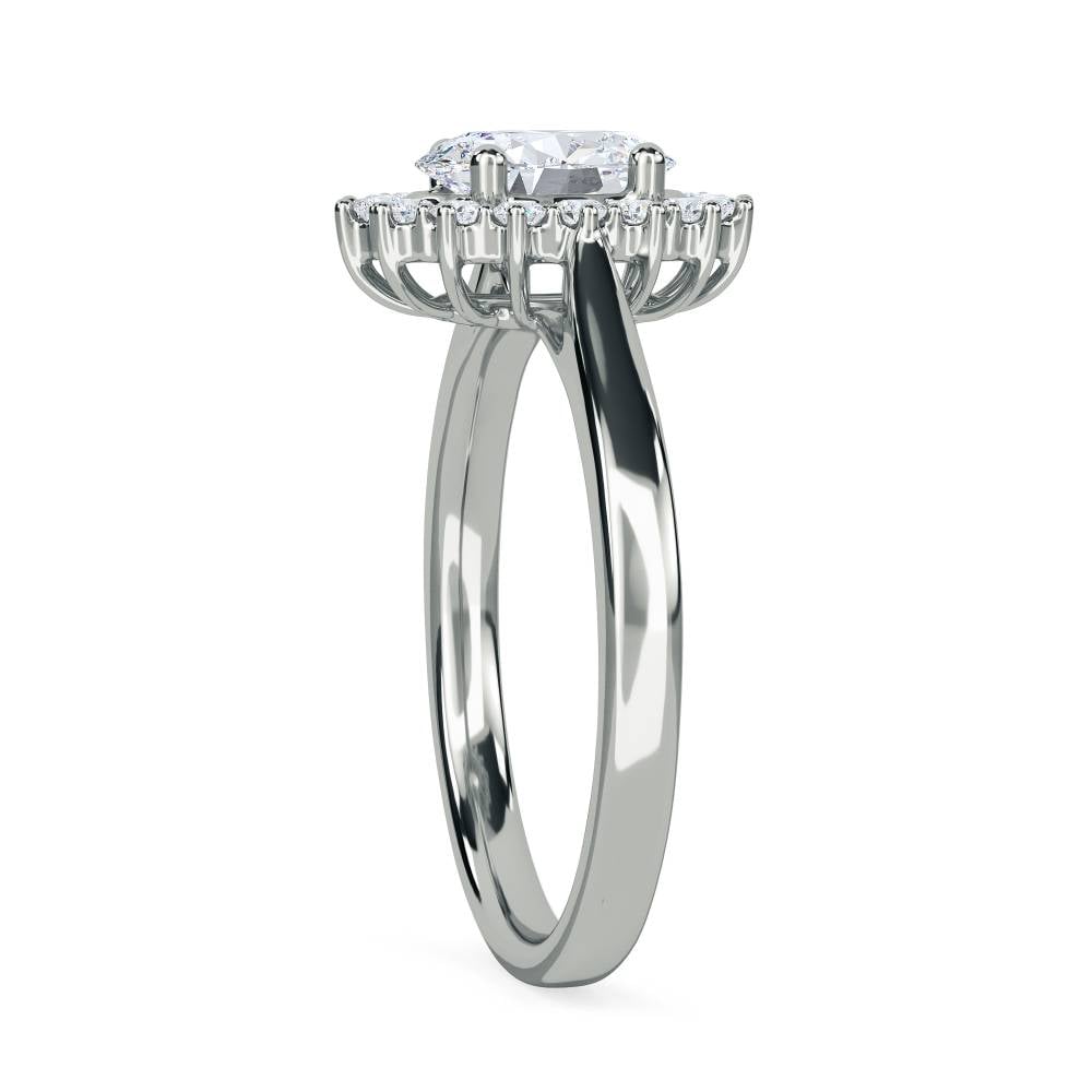 Oval Diamond Halo Ring W