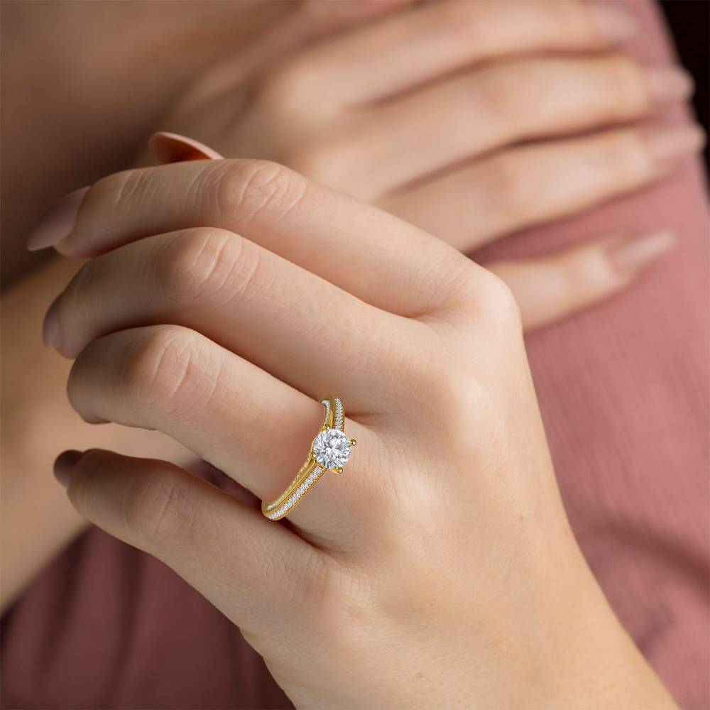 Unique Round Diamond Engagement Ring Y