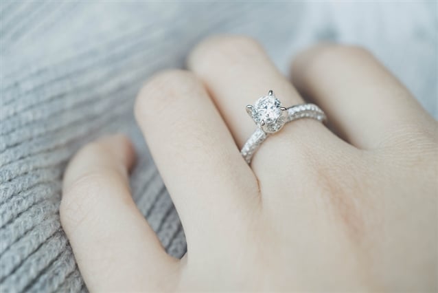 18k Real Diamond Ring JGS-2107-01522 – Jewelegance